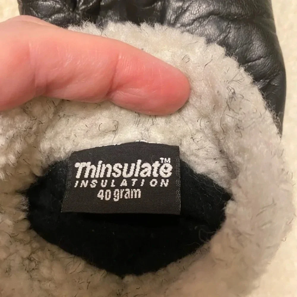 Black leather gloves with olefin lining